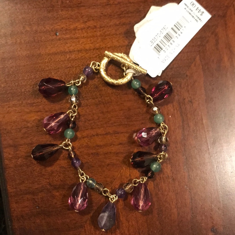 Latch bracelet